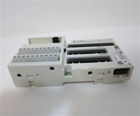 TU705F 3BDH000389R0001 FBP терминальный блок 24 VDC ABB