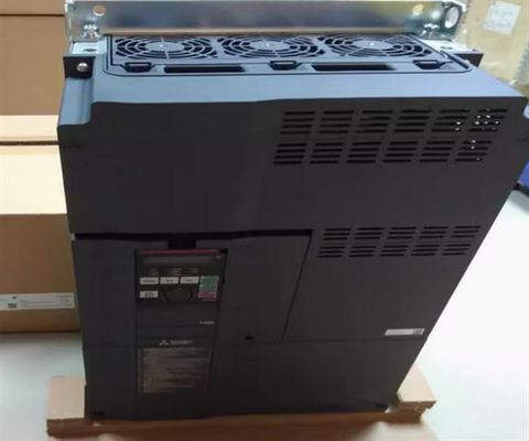 Переменный инвертор Мицубиси трехфазное 400V частоты FR-F840-05470-2-60