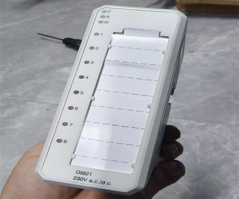 ABB 3BSE008550R1 Di821 8-канальный цифровой входный модуль