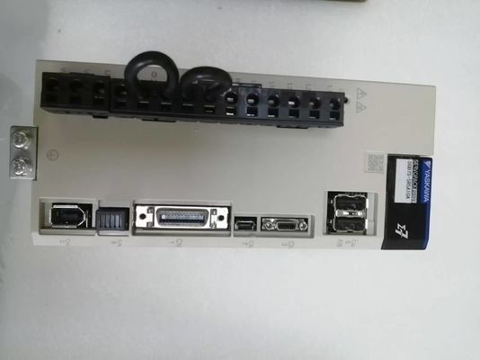 YASKAWA Electric Corporation SERVO SGD7S-5R5A10A Промышленный сервомотор
