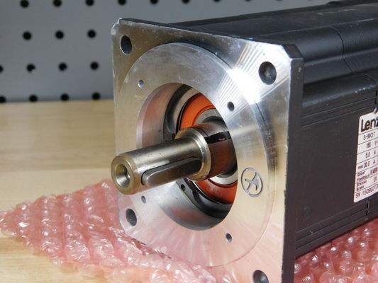 LENZE MCS 09F38LC40P1-B14N-ST5S00N-R0SU Напряжение питания 399