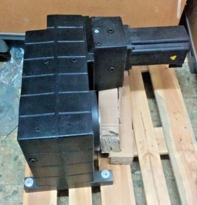 LENZE MCS 14H32-RS0P2-Z0F0-ST6S00N-R0SU Номинальная мощность 15KW Промышленные сервоприводы
