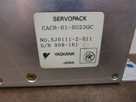Yaskawa CACR-01-SU23GC сервопривод переменного тока Потребность в токе автобуса 600 MA 1 канал
