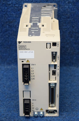 Yaskawa CACR-4R4-JS1VA сервопривод переменного тока Максимальное количество капель/сеть 31