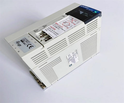 MR-J4-200BSeries Mitsubishi Сервоусилитель с 200-230 VAC