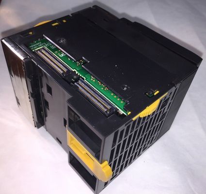 Omron CJ2M-CPU34 Набор тока 5A Программируемый контроллер