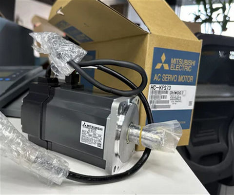 Mitsubishi AC Servo Motor HC-KFS73 750W 103V 5.6A Выход 750W IP55 3.0KG