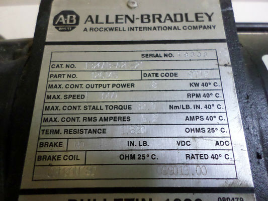 AB 1326AB-A2E-21 SERV MTR, 32-IN-LB, 3K-RPM, IEC METRIC Масса 25,90 фунтов