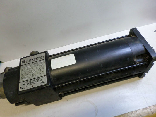 AB 1326AB-A2E-21 SERV MTR, 32-IN-LB, 3K-RPM, IEC METRIC Масса 25,90 фунтов
