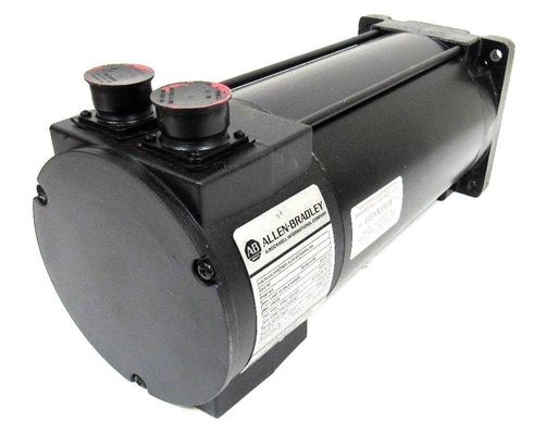 Обновление на сервомоторы серии AB 1326AB-B2C-11 Torque Plus для оптимальной производительности