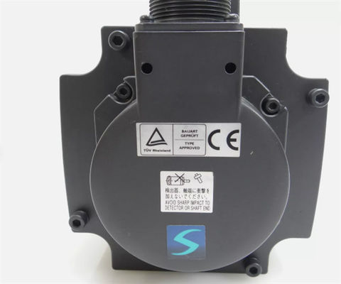 Mitsubishi HC-SFS153 Сервомотор 8.6A 131V 3000RPM 1.5KW Новый