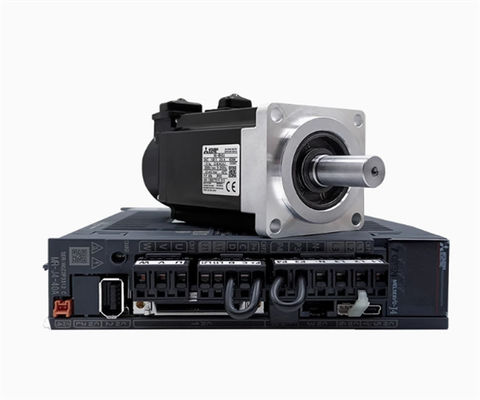 Mitsubishi HC-KFS053D AC Servo Motor 3AC 51V 0,9A 3000R/MIN Новый