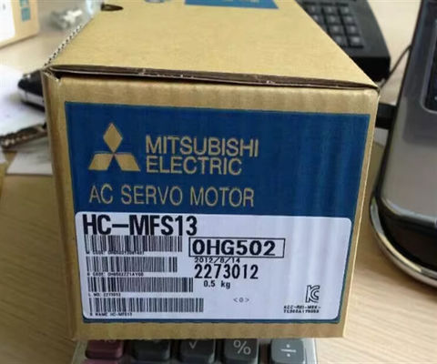 Mitsubishi HC-KFS053D AC Servo Motor 3AC 51V 0,9A 3000R/MIN Новый
