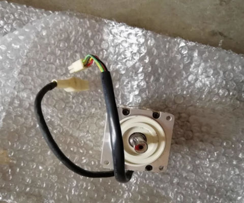 Mitsubishi HC-MFS053G1 AC сервомотор 3AC 0.9A 60V 3000RPM Новый