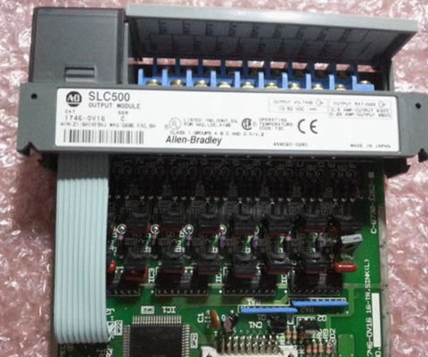 1746-OV16. Аллен-Брэдли SLC 500 16-канальный модуль выхода 10-50VDC.