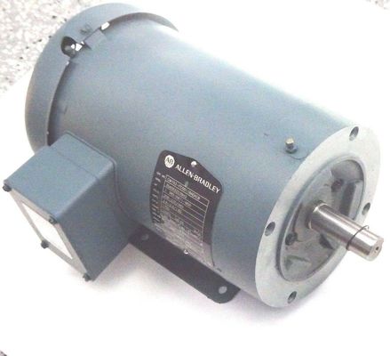ALLEN-BRADLEY CM103-FC0011BAEKCB Прочный модуль управления для промышленных применений
