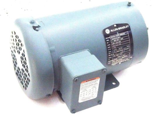 ALLEN-BRADLEY CM103-FC0011BAEKCB Прочный модуль управления для промышленных применений