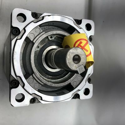 ALLEN-BRADLEY MPM-B1304C-SJ72AA MPM-серия MPM 480V AC вращающийся сервомотор