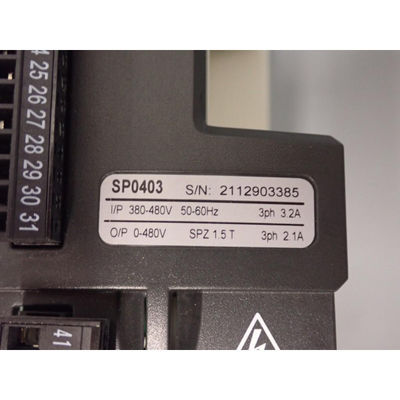EMERSON SP0403 Универсальный переменный ток с переменной скоростью для индукционных и сервомоторов