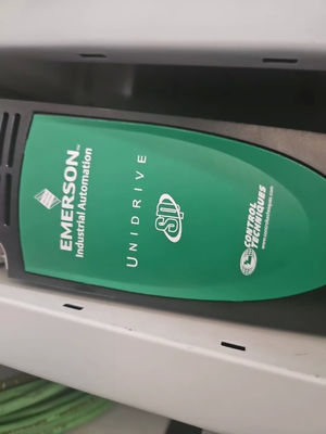 EMERSON SP1403 Универсальный переменный скоростной AC привода для индукционных и сервомоторов