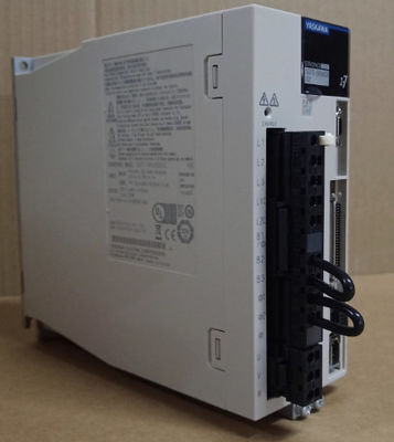 SGM7G-30AFC61/09/13AFC61/20/44/50/75A7/FAA/61/6C Сервомотор Yaskawa оригинальный