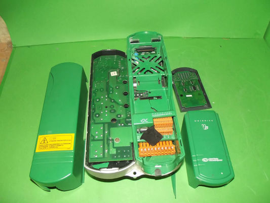 EMERSON UNI2402 Техники управления Emerson Unidrive Frequenzumrichter
