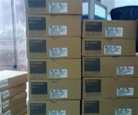 HC-SFS102B Mitsubishi Servo Motor 3-фазный переменный напряжение высокое разрешение