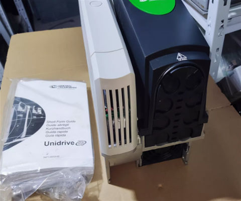 Emerson Control Techniques Unidrive SP2401 10,0 л.с. с номером части KJ3201X1-BA1