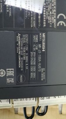 MITSUBISHI AC SERVO AMPLIFIER MR-J3-100A-RJ070 Импортированный оригинальный совершенно новый