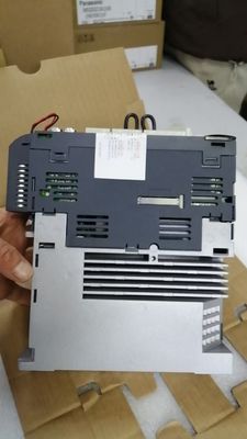 MITSUBISHI AC SERVO AMPLIFIER MR-J3-100A-RJ070 Импортированный оригинальный совершенно новый