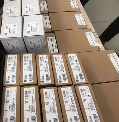 1B30023H01 Westinghouse OVATION Erminal Module Original Import Ready to Ship (Оригинальный импорт, готовый к отправке)