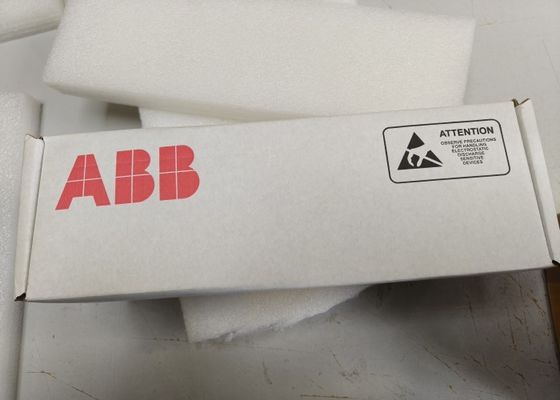 Промышленные сервоприводы ABB RMIO-11C 24V DC-230V AC IP20