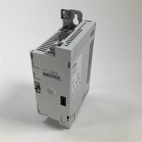 ИНВЕРТОР AC Lenze I5DAE125B10010000S УПРАВЛЯЕТ СЕРИЕЙ I550 0,25 KW 230 v 3 PHAS