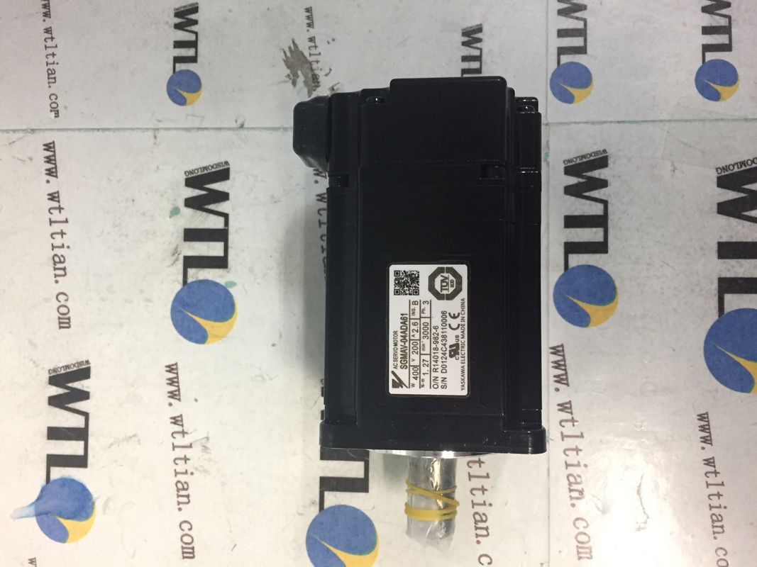 Мотор сервопривода SGM-02AGSU11 без сервомотора AC тормоза 200V 200W 3000r/Min SGMAS