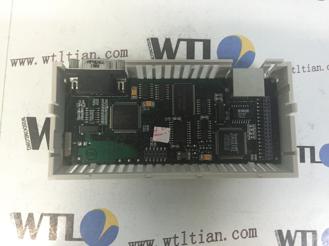 Переходник процессора 171CCC98030 Modicon M1/M1E - 1 локальная сеть, 1 Modbus - 50 MHz прозрачный подготавливает