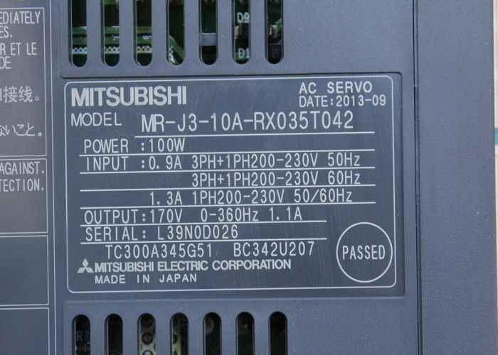 Привод AC усилителя MR-J3-10A-RX035T042 170V сервопривода Mitsubishi Electric 100W промышленный в запасе