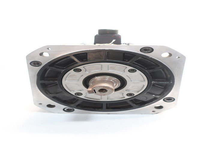 Мотор сервопривода 1500rpm SGMDH-45A2B-YR12 промышленный Yaskawa 32.4a 200v-ac 4500w 28.4nm