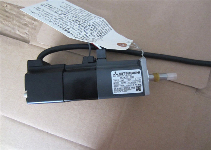 Мотор сервопривода электрических двигателей AC HC-KFS13BD Японии Мицубиси 100W промышленный 3AC 105V 0.7A