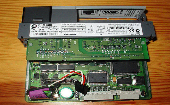 PLC Allen Bradley 1747-L532 Ser E SLC500 PLC Процессор цифровой O модуль