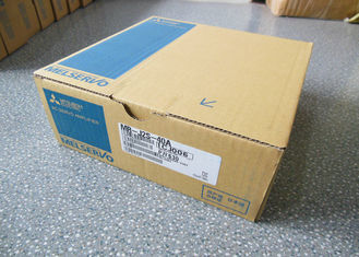 MR-J2S-40A-EG011 Mitsubishi Industrial AC SERVO Усилитель привода 400 Вт 170 В 2.8 А
