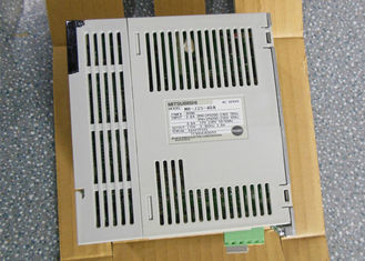 MR-J2S-40A-S12 Mitsubishi Industrial AC SERVO Drive Усилитель 400 Вт 170 Вт 0-360 Гц 2.8 А