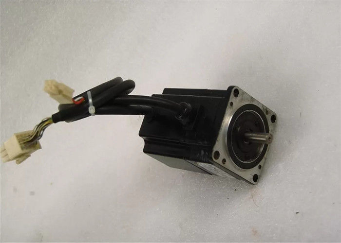 Yaskawa SGMP-01AW12 AC Servo Motor Марка оригинальная новая в коробке 200В