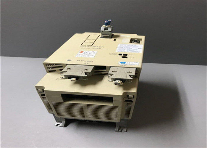 Сервоприводы Yaskawa SGDB-20AN совершенно новые в оригинальной коробке 200 В