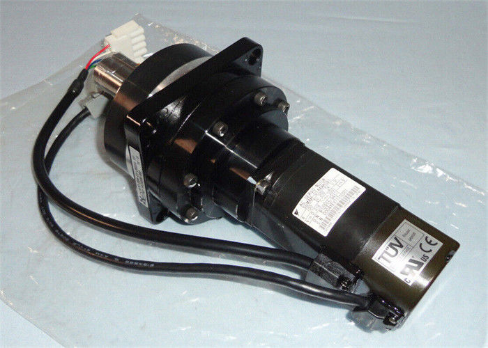 Yaskawa SGMAH-01AAAHC61 Серия AC Сервомотор Новый в коробке