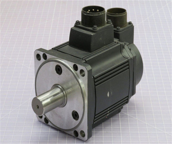 Mitsubishi HC-RFS103 AC сервомотор 6.5A 129V 3000RPM 1KW IP65 Новый