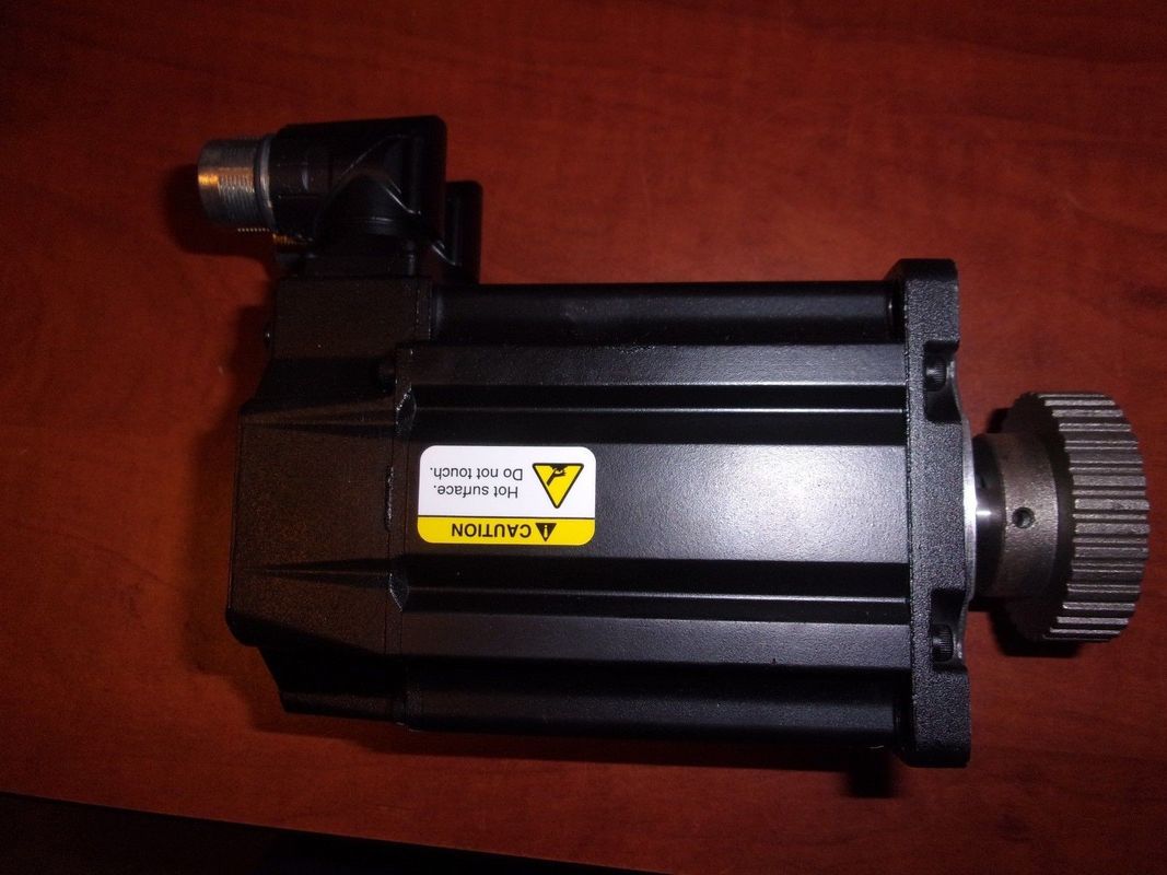 ALLEN-BRADLEY MPM-A1151M-SJ72AA MPM-серия MPM 240V AC вращающийся сервомотор